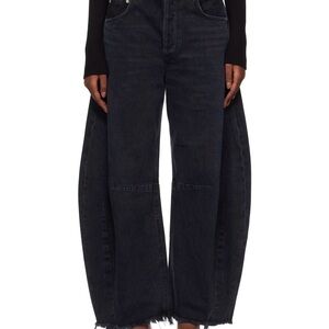 Citizens Of Humanity Horseshoe Jeans in faded black Size 25. frayed hem. Trendy